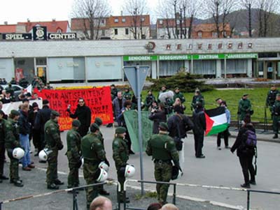 Palisoli-Demo am 14. April 2001